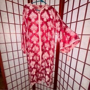 ✨$8 when bundled✨Elegant Red Floral Kimono